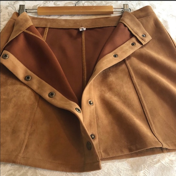 Persun mini faux suede skirt - Picture 5 of 5